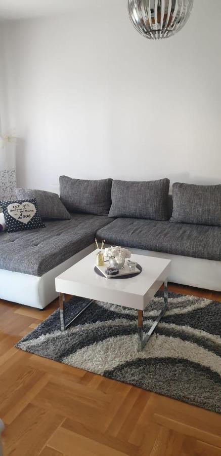 Apartman Aura Загреб Экстерьер фото